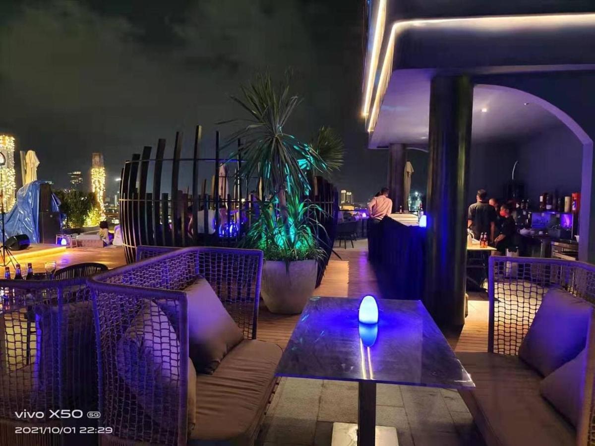 Ocean Hotel Phnom Penh Extérieur photo