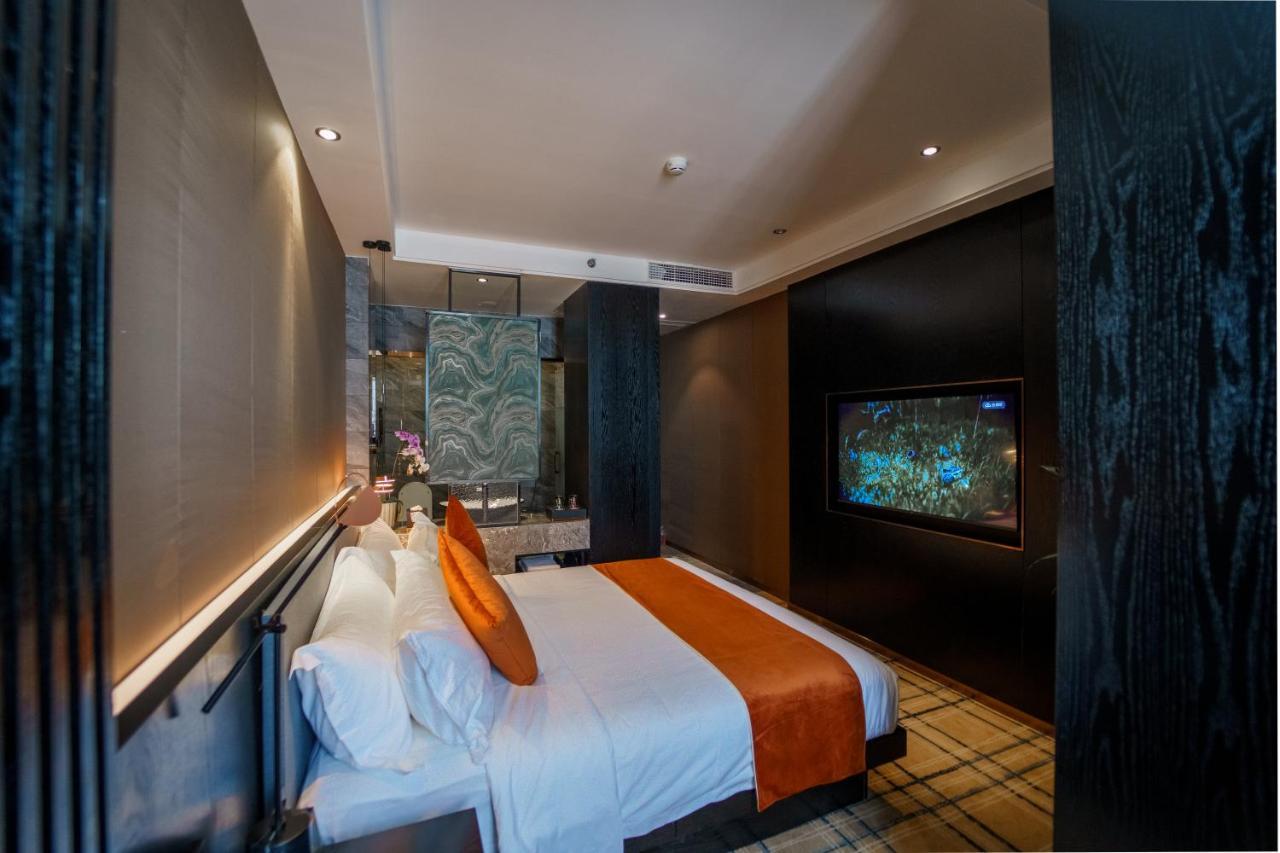 Ocean Hotel Phnom Penh Extérieur photo