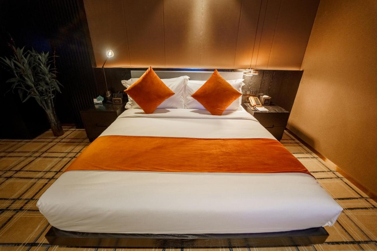 Ocean Hotel Phnom Penh Extérieur photo