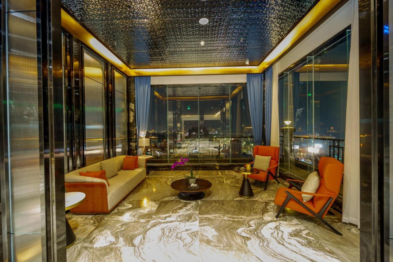 Ocean Hotel Phnom Penh Extérieur photo