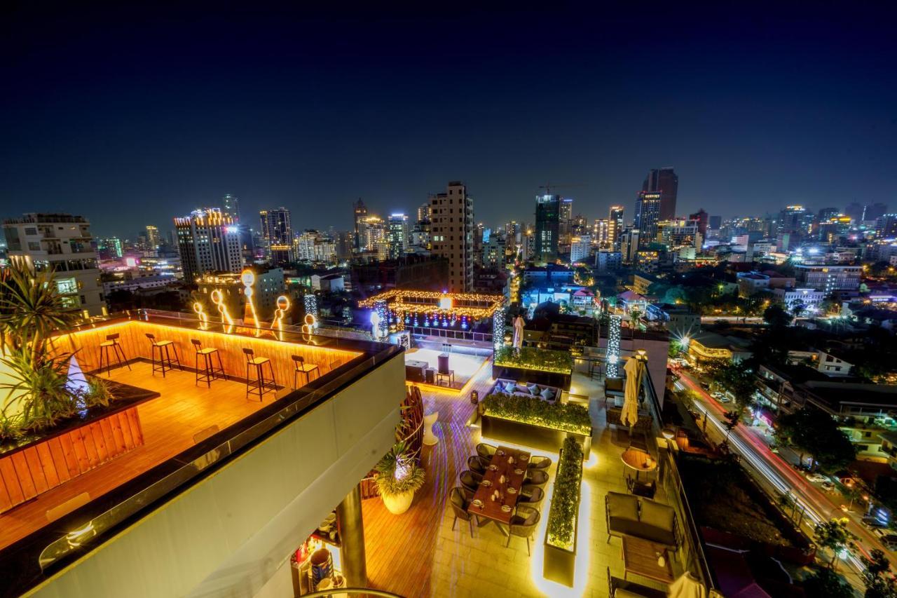 Ocean Hotel Phnom Penh Extérieur photo